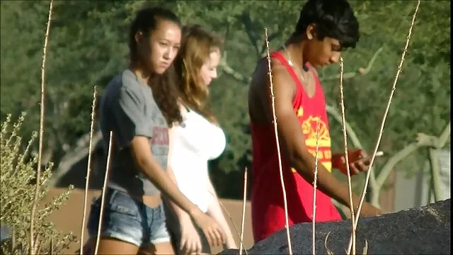 Holly Parker, TS bokep bule hot Brooke Zanell lebih baik daripada satu sama lain!