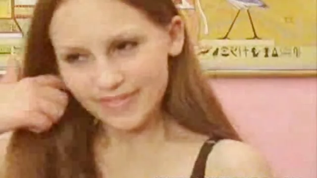 Maddy bergabung dengan dunia video dewasa terhot roh, bersama London dan Stephie